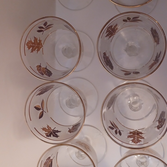 Vintage  Mid Century  Libbey  Frosted  Gold  Leaf set of 8 cordial Steammed Glas - Picture 5 of 5